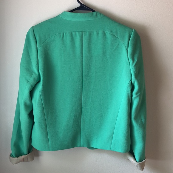Stunning sea foam green blazer - Picture 3 of 3